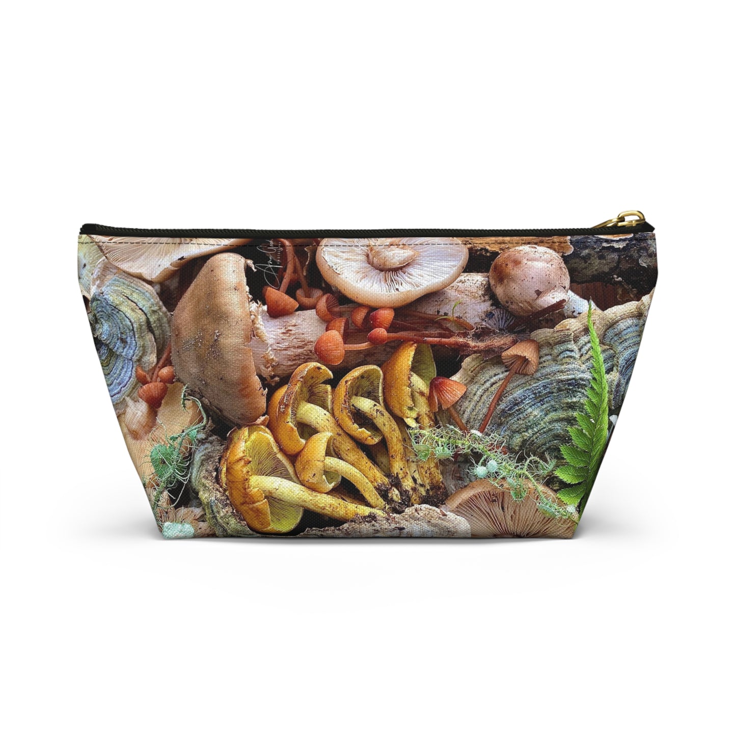 Accessory Pouch w T-bottom