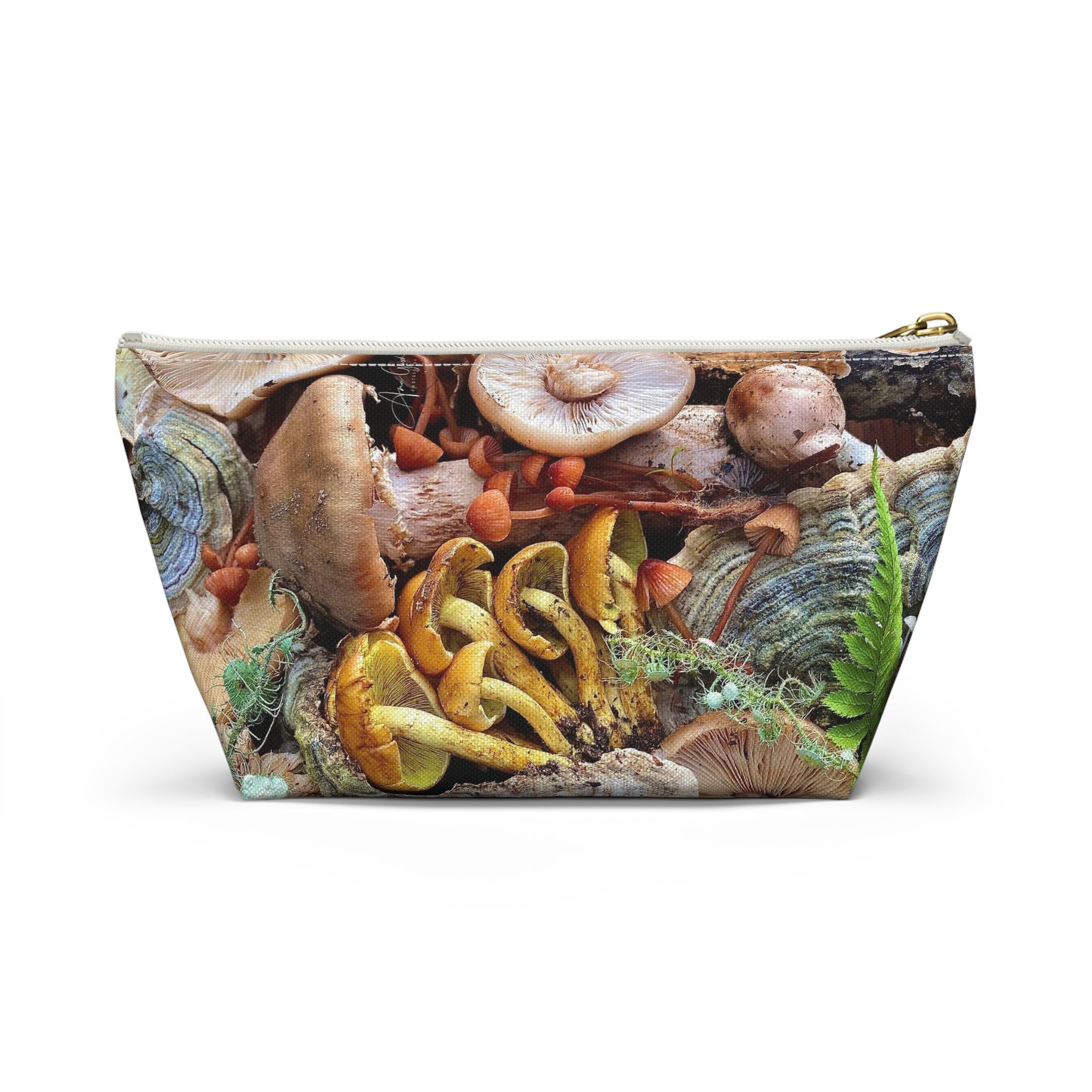 Accessory Pouch w T-bottom