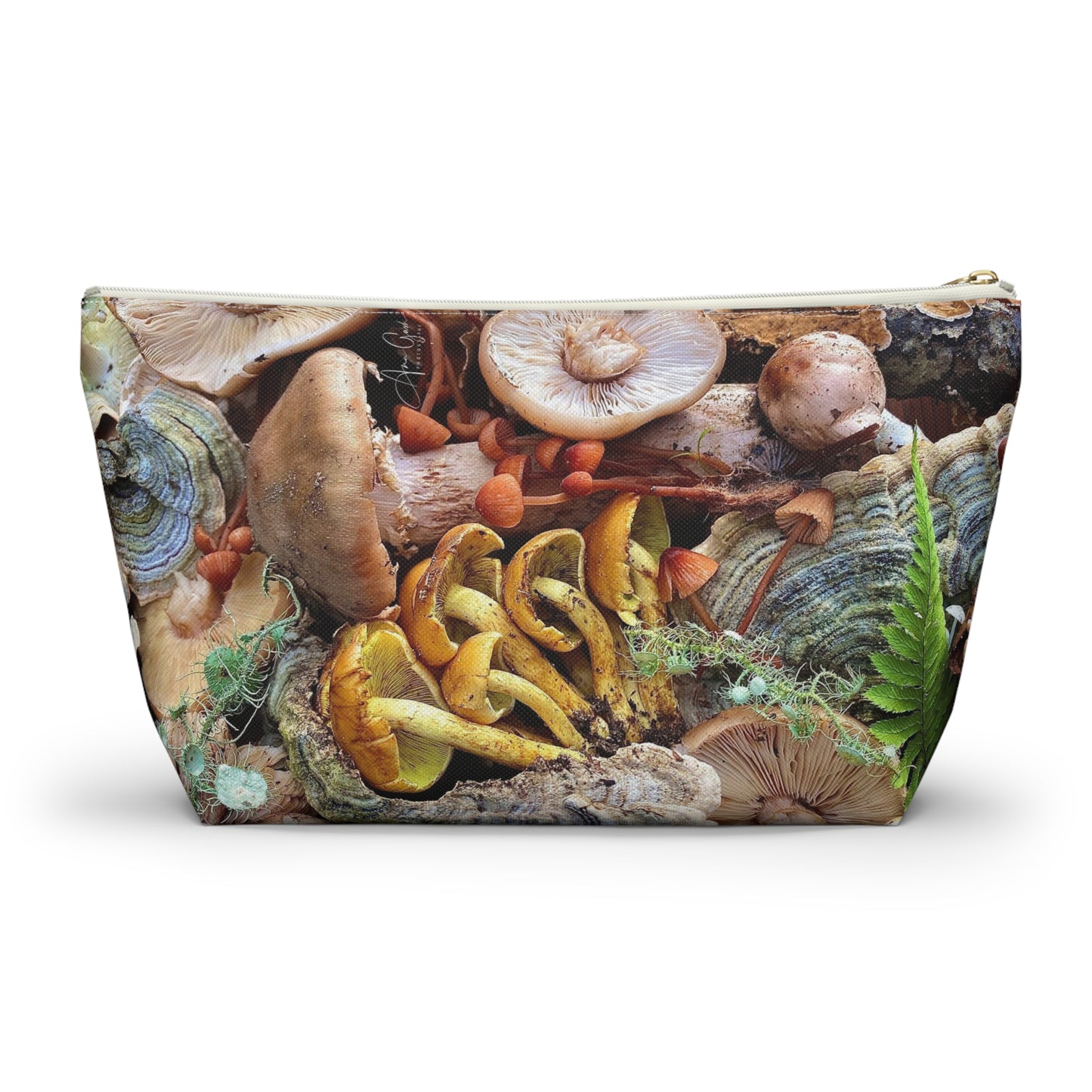 Accessory Pouch w T-bottom