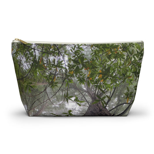 Mighty Redwood - T-bottom Accessory Pouch